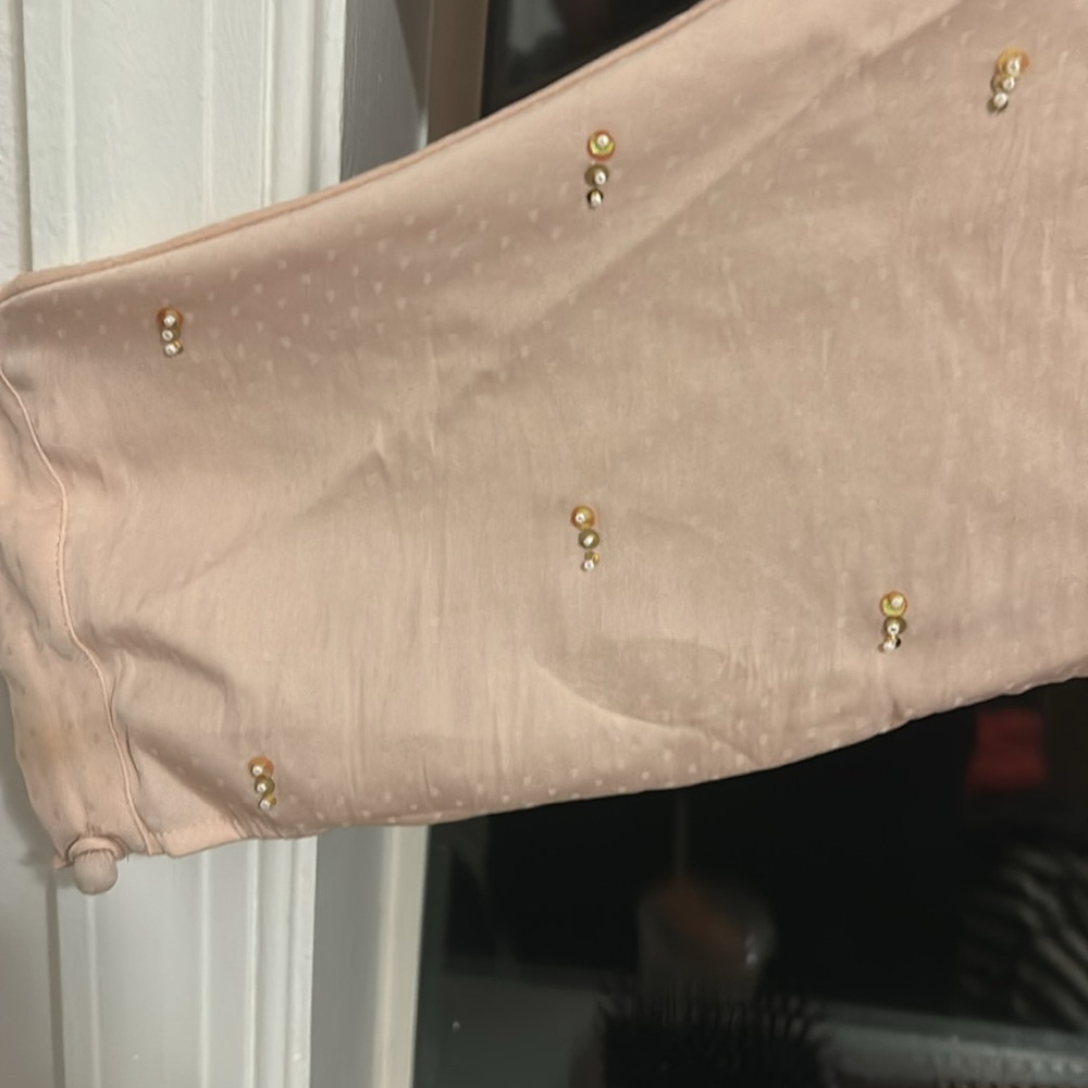 Formal blouse - Picture 2 of 3